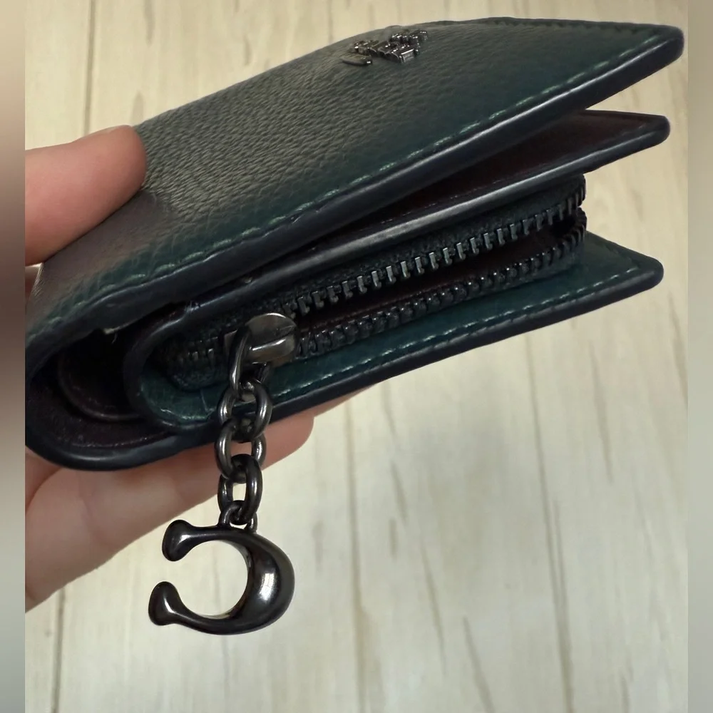 Coach Outlet Dark Green Leather Wallet - Picture 9 of 9